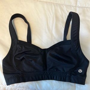 Black LULULEMON sports bra